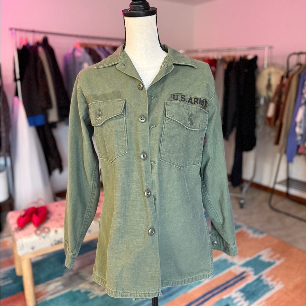 Vintage Surplus Military Army Green Button-Up Shirt Jacket